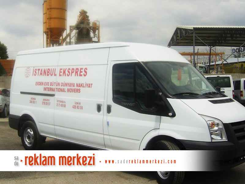 İstanbul express  Logolu Minübüs Araç Yan Görüntüsü