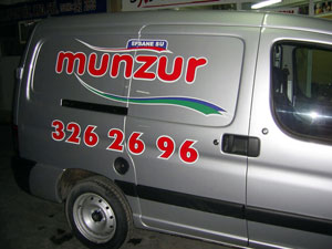 Munzur Su Araç  Logo