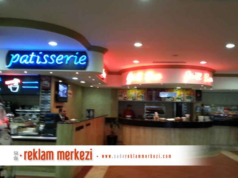 Patisserie yazılı neon tabela