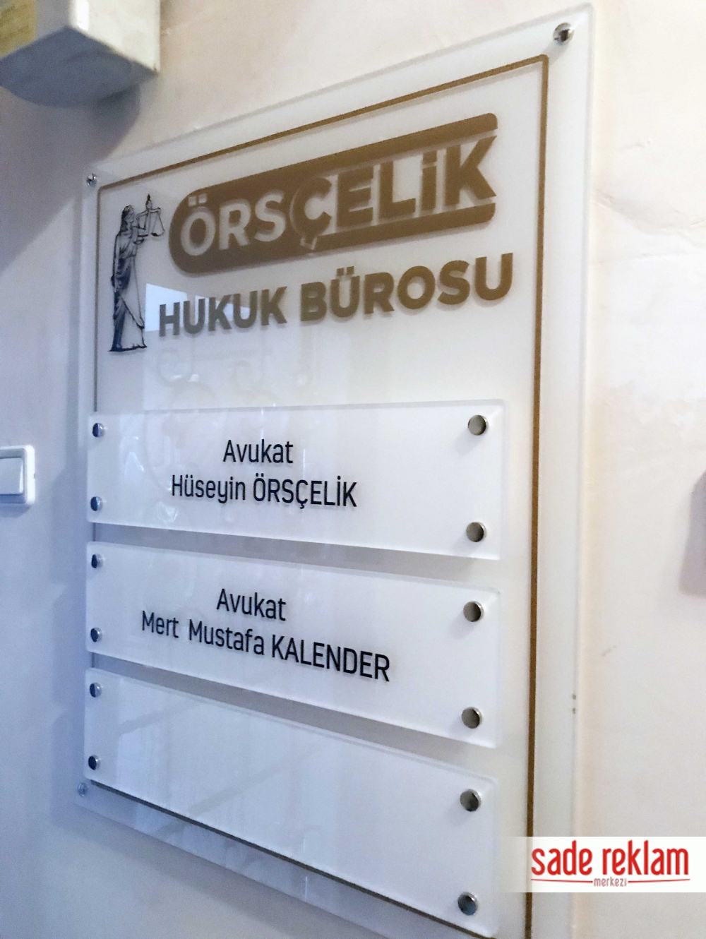 avukatlık pleksi tabela-kapı tabelası-hukuk ofis tabelası-sade reklam