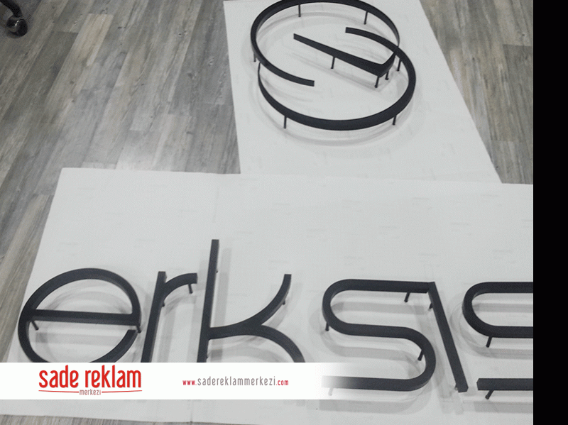 erksis logo çalışması