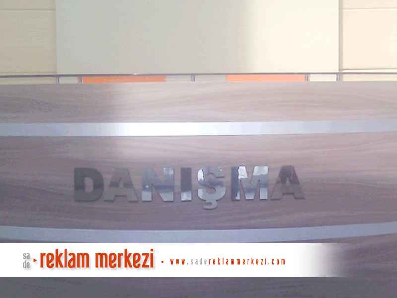 Danışma kutu harf tabela karşıdan görünüm.