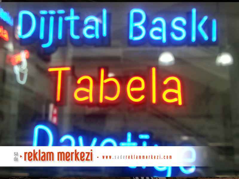 neon tabela