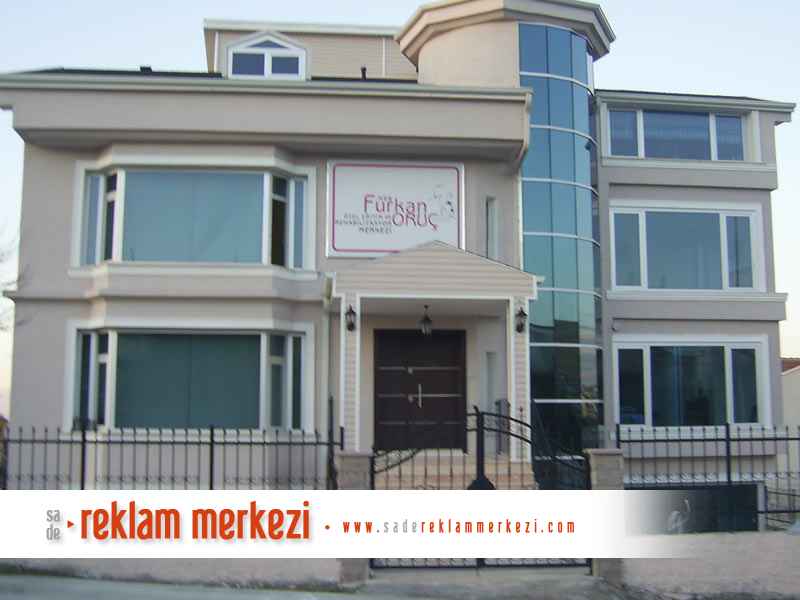 cephe vinily tabela görünümü